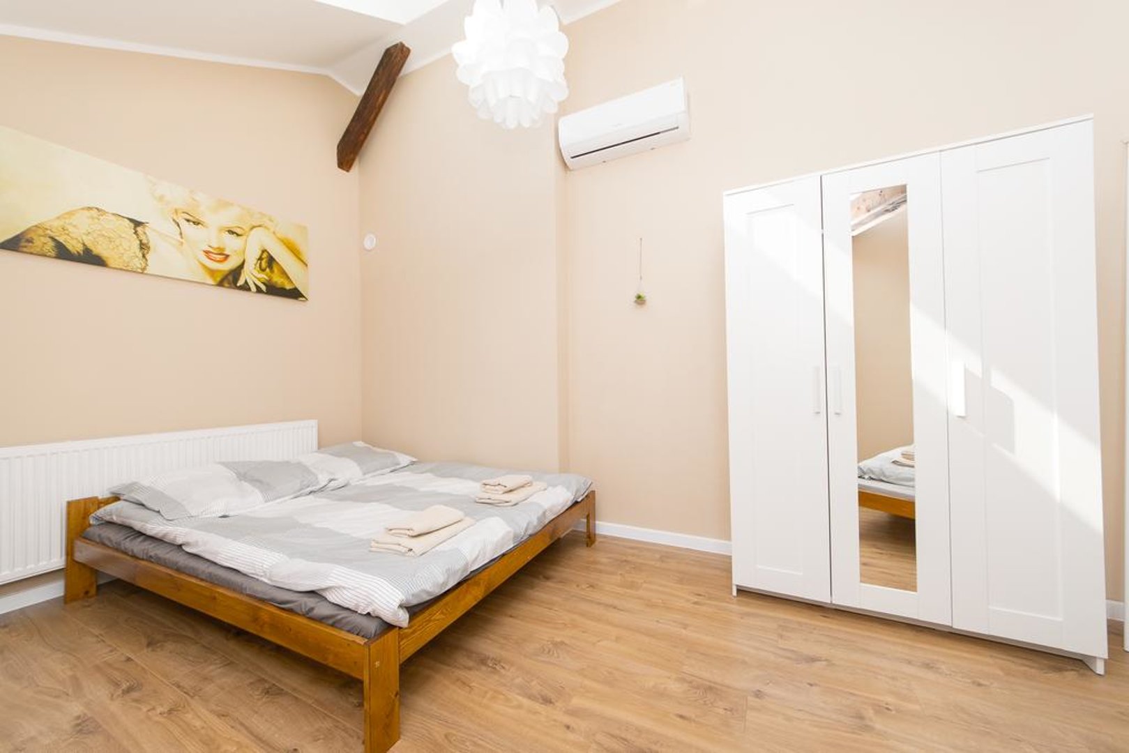 P4YOU SPÓŁKA Z OGRANICZONĄ ODPOWIEDZIALNOŚCIĄ Blue Apartment Old Town Air Condition